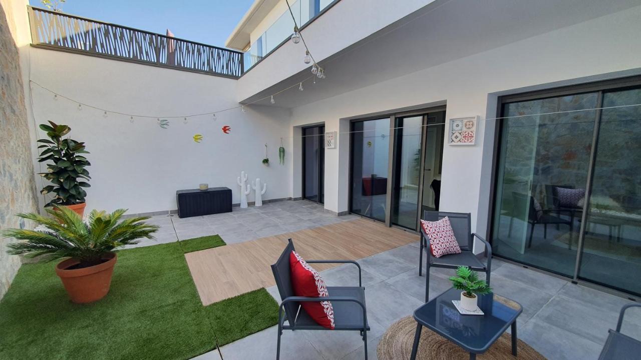 Pool & Snooker Villa フィネストラット エクステリア 写真