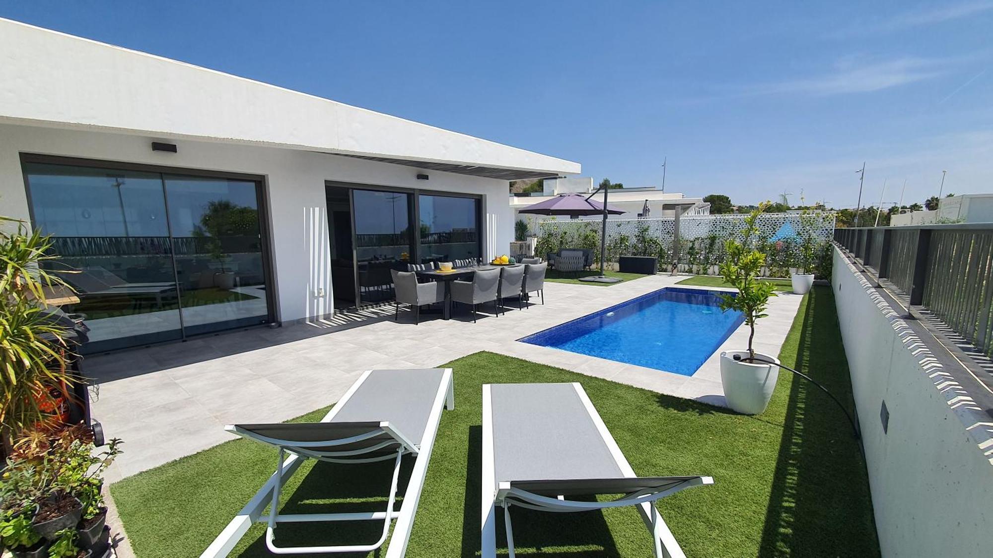 Pool & Snooker Villa フィネストラット エクステリア 写真